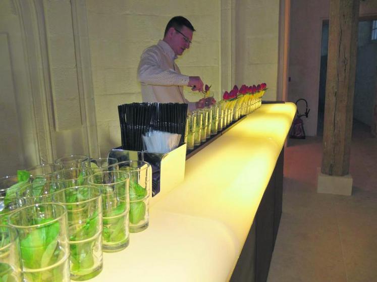 Nicolas Pernes, un barman itinérant.