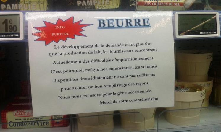 Au rayon crèmerie, les clients peuvent lire cette affiche. 