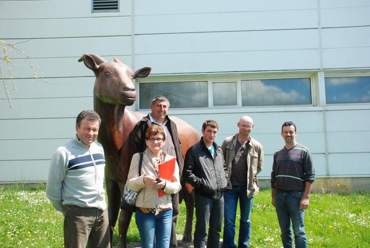 La délégation de producteurs a profité de cette rencontre pour alerter la laiterie sur le besoin urgent de revalorisation des prix du lait de chèvre.