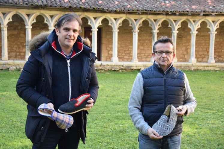 Olivier Rondinaud, Michel Violleau et 14 anciens salariés vont relancer la charentaise Made in Charente.