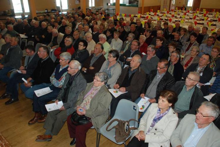 Les clés pour bien vieillir ont été exposées aux 150 retraités de l’agriculture, lundi 13 avril, à Mazières-en-Gâtine.