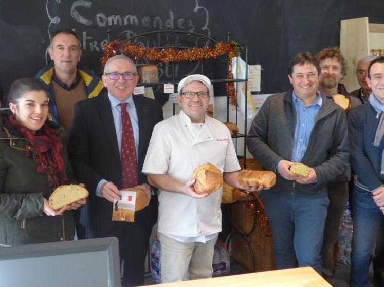 La Belle Fermière à Ruffec a fait découvrir à ses clients gourmets les premiers pains au tritordeum.