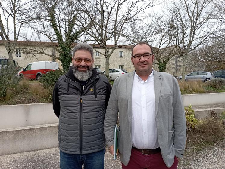 Jean-Philippe Champagne, nouveau secrétaire général de la FNSEA 17, au côté du président réélu, Cédric Tranquard.