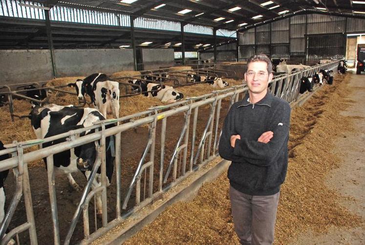 À 36 ans, Franck aimerait poursuivre son chemin professionnel en partageant avec son associé, projet d’entreprise, temps de travail et investissement.