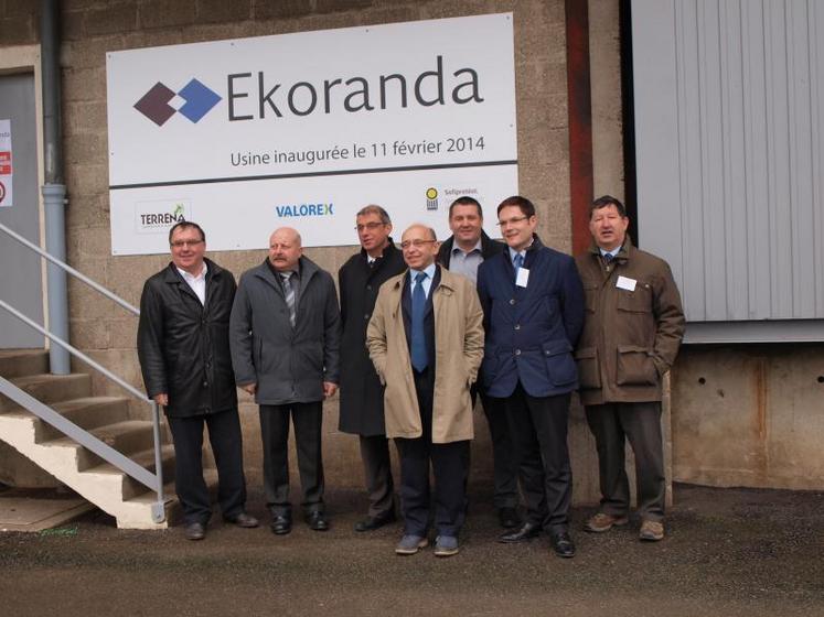 Les représentants de Terrena, Terrena Poitou, Sofiprotéol et Valorex ont inauguré et fait visiter l’usine Ekoranda mardi dernier.