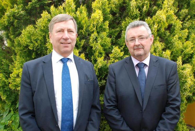 Etienne Thurneyssen et Jean-François Diot (à droite), respectivement président et directeur de la FRMFR.