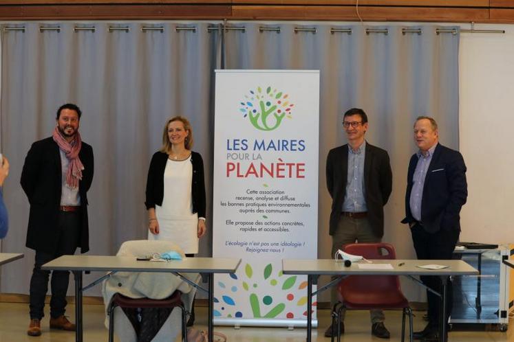 De gauche à droite, les responsables de la nouvelle association : Alexandre Grenot, Sylvie Marcilly, Vincent Paul-Roland et Stéphane Villain.