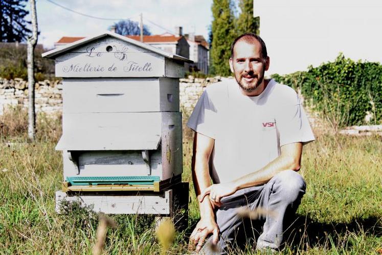 Pour le formateur du CFPPA de Venours Nicolas 
Girard, la formation « permet de gérer tous les 
aspects du métier d’apiculteur ».