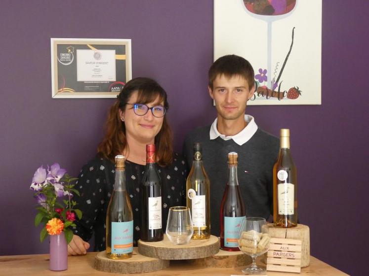 Estèle Renaud et Emmanuel Barboteau participent à cette opération de promotion autour du pineau pour la première fois.