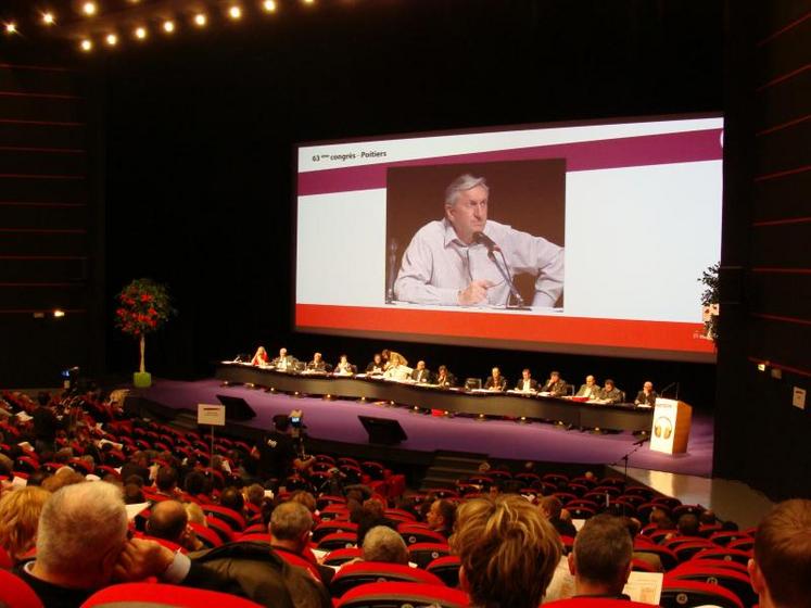 Les délégués lors de l’ouverture du congrès à Poitiers.