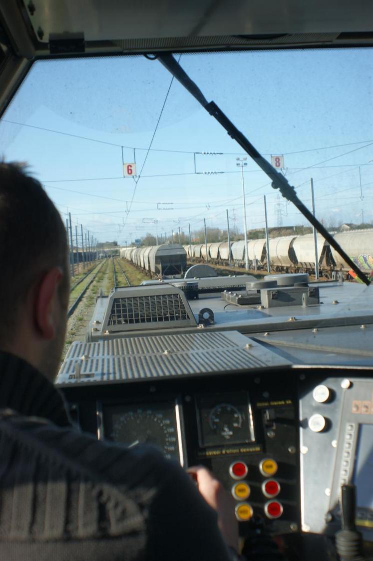 Incidences : Difficile d’acheminer des trains et les stocks portuaires servent de tampon.