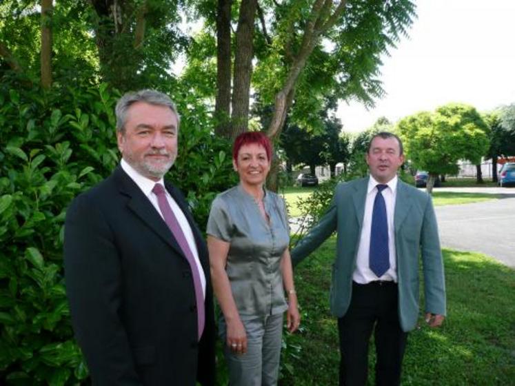 Pierre Baudry, directeur général adjoint ; Elisabeth Bailly, directrice générale déléguée ; Patrice Coutin, président de la Safer Poitou-Charentes et Vendée, réélu pour quatre ans.