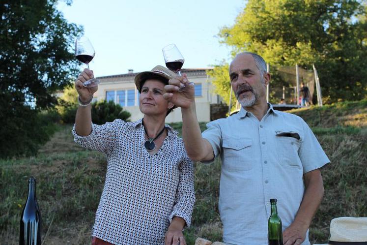 Armelle Peyrard et Victor Mazzilli ont mis en scène un conflit de génération, autour de la transmission d’un domaine viticole.
