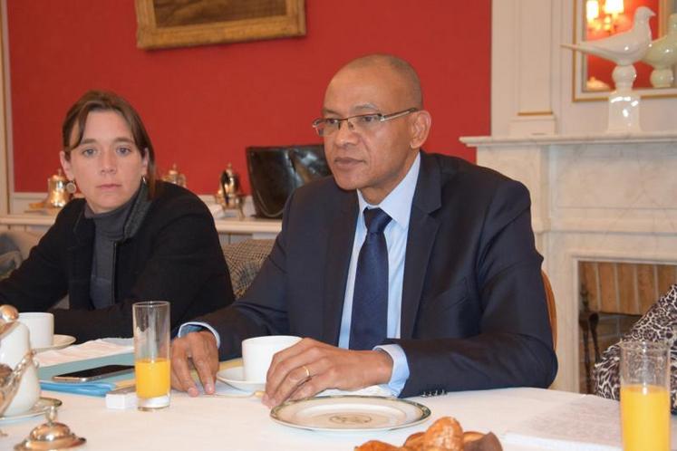 Bénédicte Genin, directrice de la DDT, et Pierre N’Gahane, préfet de la Charente.