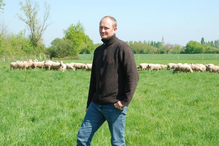 Mickaël Béliard s’est passionné pour l’élevage ovin, une production au cycle court dont les avancées techniques sont rapidement quantifiables.
