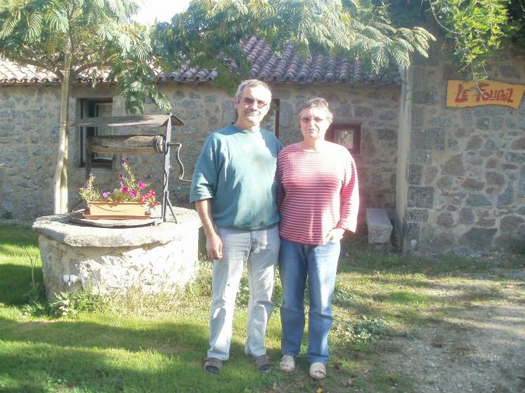 Hélène et Jean-Louis Maury apprécient les rencontres humaines engendrées par leur activité de tenanciers de chambres d’hôtes.