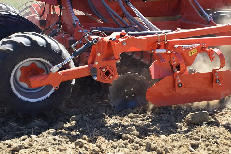 Semoir de semis simplifié, Kubota SC 1401 CF