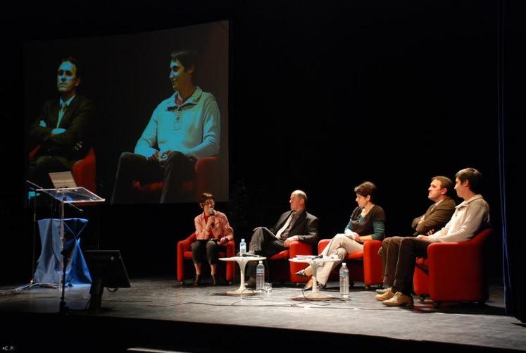 « La rigidité des moyens de production et les aléas climatiques engendrent une production agricole erratique », déclarait Vincent Chatellier (2e à partir de la droite).