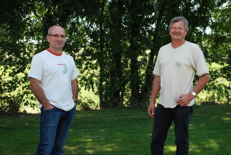 Laurent Boyé (à gauche) et Serge Bonnanfant, organisateurs du Festival de l’élevage et de la gastronomie. (Photo d’archives)