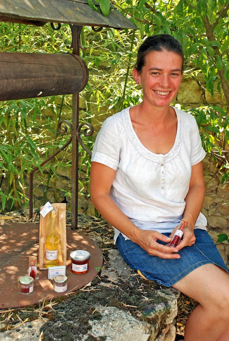 « Chaque année au printemps, quand la plante entre en repos végétatif, elle se multiplie. De nouveaux bulbes sont produits », explique Agnès Ravailleau.