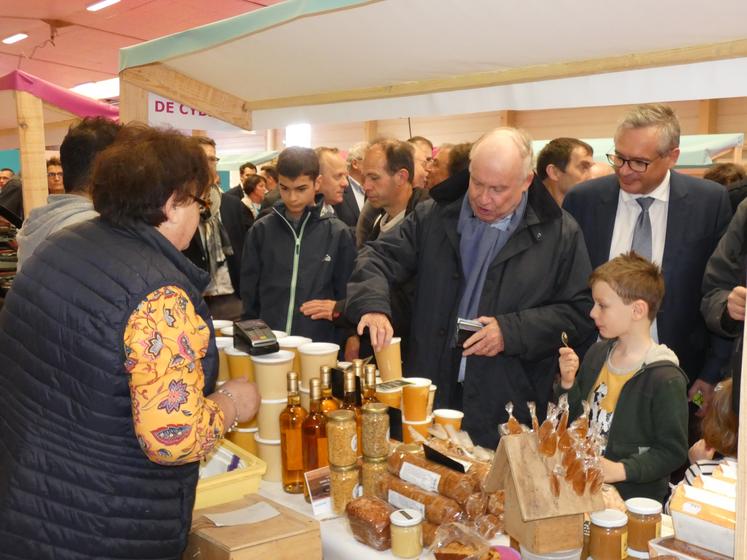 « Nous avons en Charente-Maritime une agriculture très équilibrée, avec à peu près tous les types de productions », estime l’ancien président du Conseil départemental (ici lors de l'édition 2019 de Balade à la Ferme).