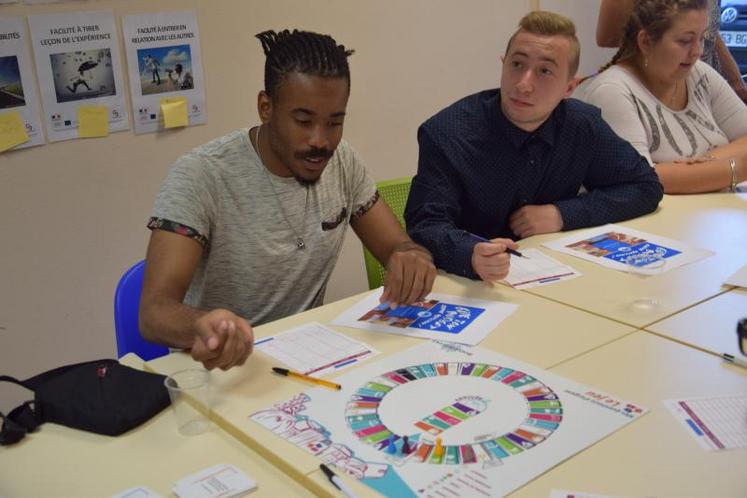 L’atelier budget s’est terminé sur un jeu de plateau, apportant 
une touche ludique à la présentation.