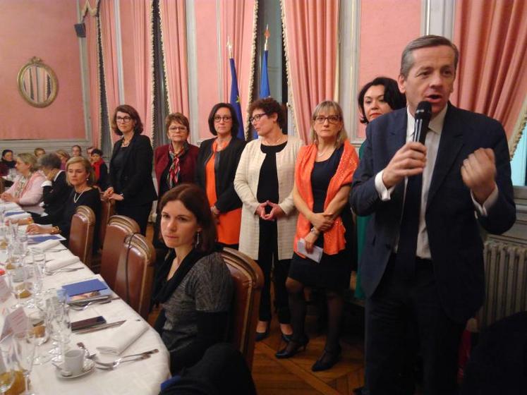 Le 8 mars, près de 200 femmes étaient invitées au dîner des femmes par le Conseil départemental