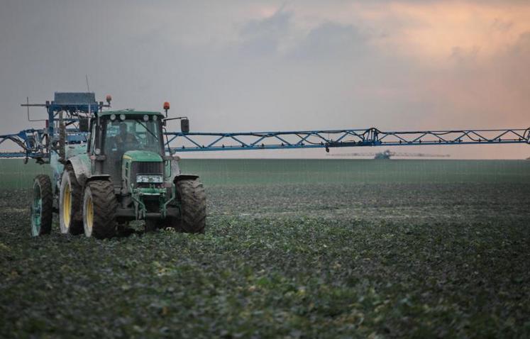 Avant toute intervention, il est indispensable d’attendre un bon ressuyage des sols pour ne pas dégrader leur structure.