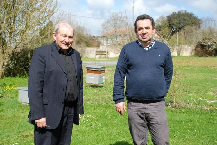 Guy Guédon (à gauche) présidera l’assemblée générale de la Fédération départementale de la chasse le 16 avril dans les locaux de Bocapôle à Bressuire. Il sera question des conditions de chasse de la campagne 2015-2016 qui sera lancée le 13 septembre prochain.