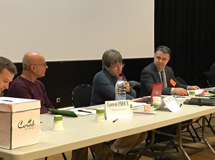 Lors de l’assemblée générale de la Corab de gauche à droite : Laurent Proux, Pascal Biteau et Jean-Louis Stenger.