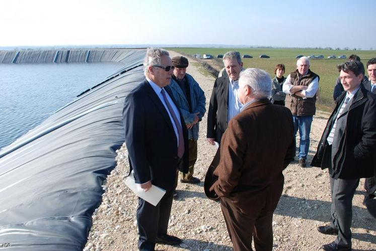En février dernier, Bernard Tomasini, préfet de région, a qualifié d’exemplaire le projet de réserve de Périgné.