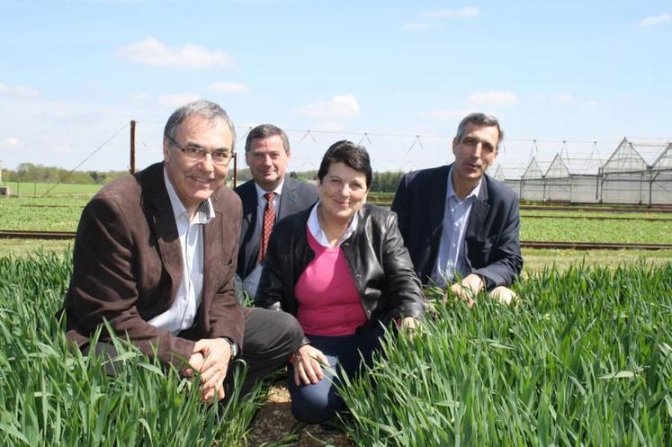 Le programme Azur permet de remettre la question de la qualité de l’eau dans les mains du monde agricole : chambres d’agricultures, coopératives, Négoces agricoles et agriculteurs.