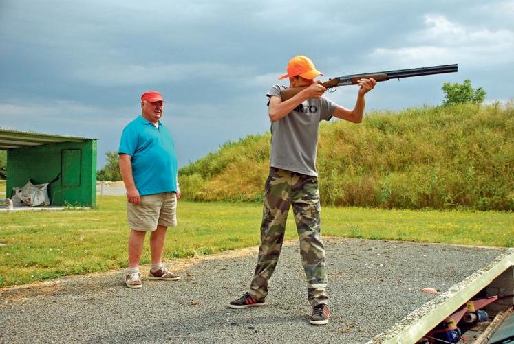 Le 8  septembre, jour de l’ouverture, Axel Poupin, 15 ans, épaulera pour la première fois un fusil en situation de chasse.