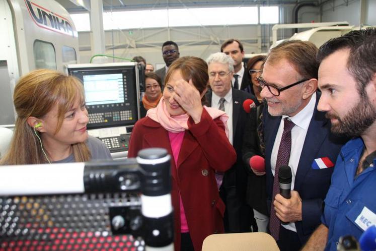 La ministre de l’Environnement est allée à la rencontre des salariés de l’usine Éolia.