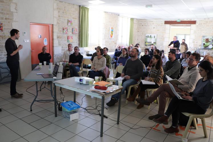 L’assemblée générale a été suivie d’un échange sur les thématiques de l’énergie, du carbone et du changement climatique avec une présentation de Nicolas Métayer, directeur-adjoint de Solagro.