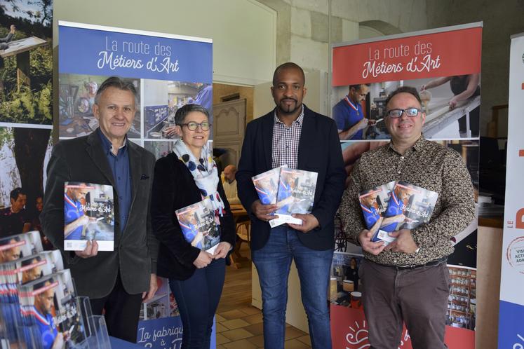 La présentation du guide a eu lieu le 30 mars en présence de Charles Audoin, Claire Authier-Fort, Yassine Abediaye et Pascal Nalbanti.