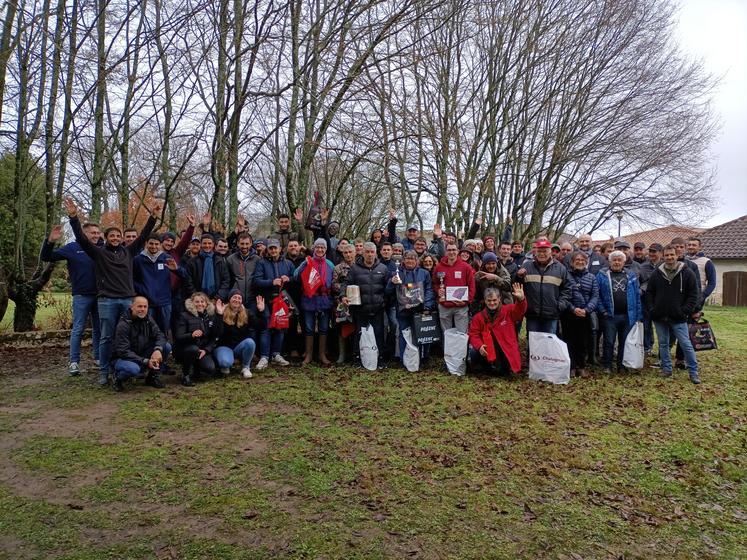 Les participants de la 9ème édition du concours de taille des JA 17.