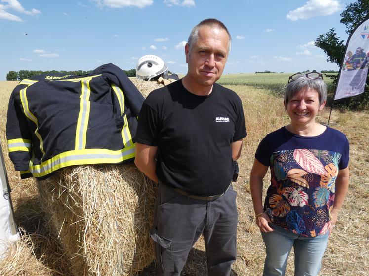 Emmanuel Turgné et Muriel Penon ont évoqué leurs expériences et leurs pratiques face aux risques de feux de récolte.