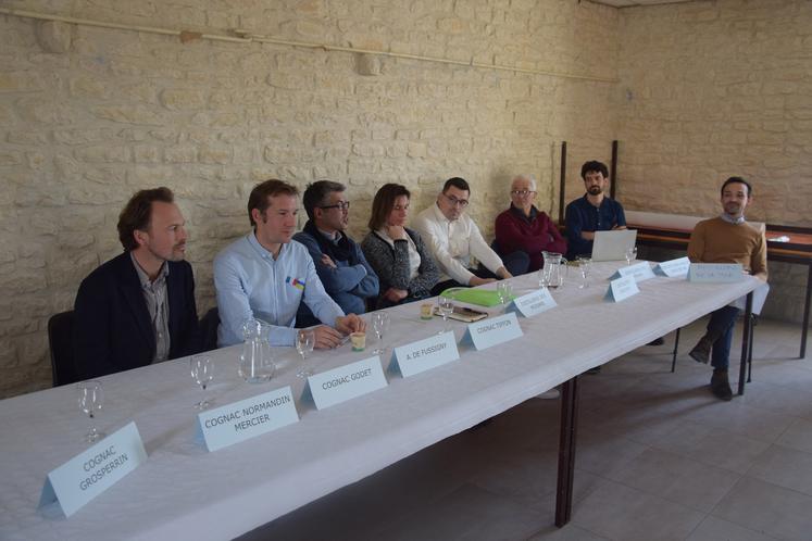 Sept acteurs de la filière viticole sont venus présenter leur rapport avec le bio et les perspectives 