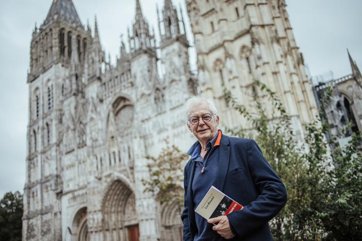 Philippe Bouteiller, ici à Rouen, a mené de nombreuses recherches en Normandie.