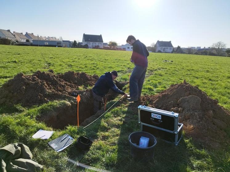 Mesures dans une parcelle bretonne en 2023.