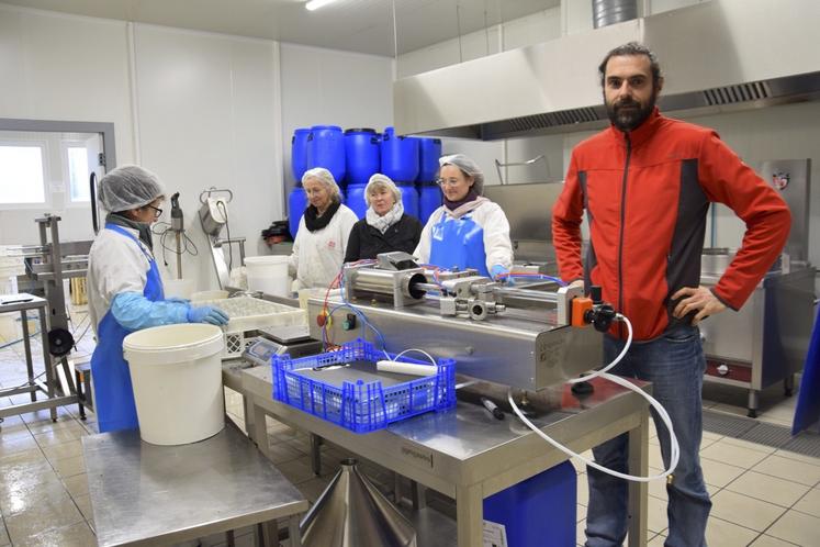 Fabien Ruscassie et ses employées de la Cocotte Gourmande.