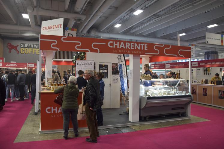 Le Département de la Charente avait déployé un stand l'an passé pour promouvoir ses savoir-faire et son tourisme. Il renouvelle l'opération cette année.