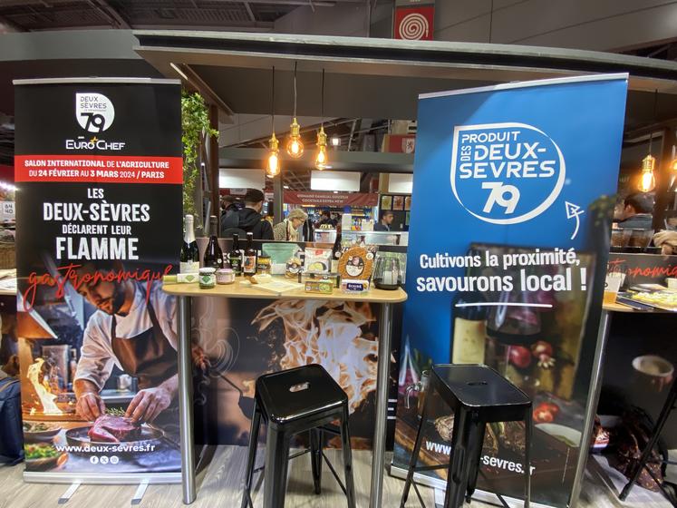 Le logo de la nouvelle marque est très proche de celui
du département, ce qui le rend d'autant plus facile à repérer
dans les rayons des grandes surfaces.