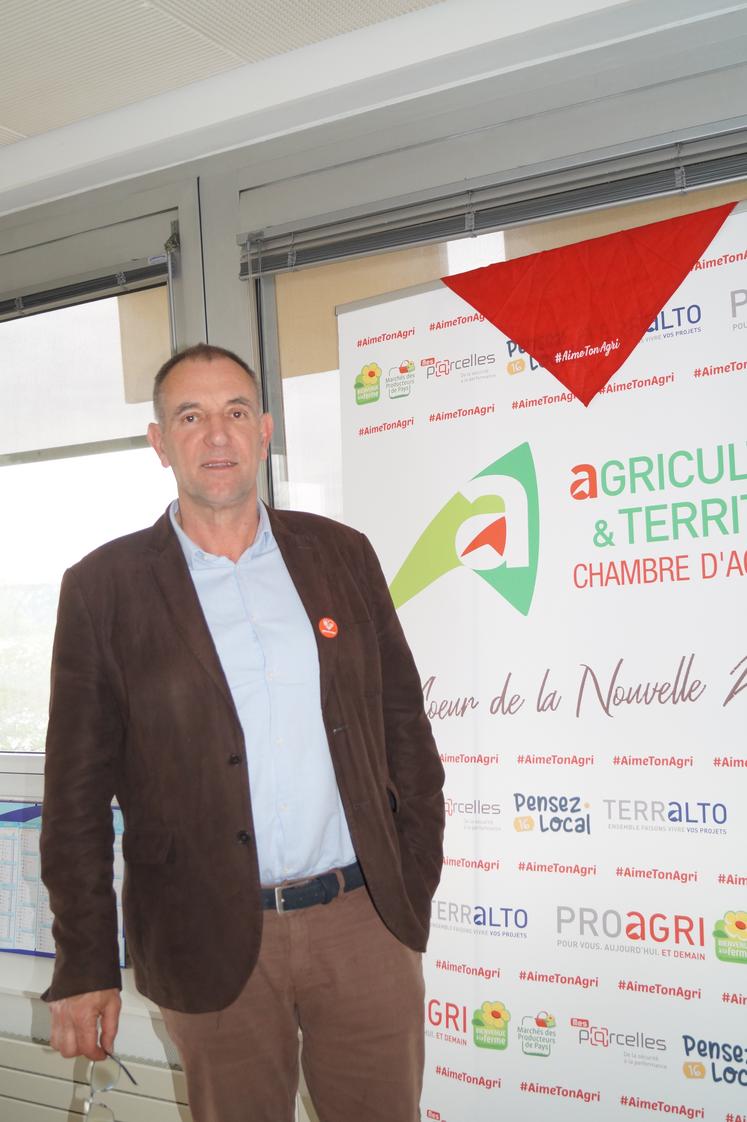 La Chambre d'agriculture de Charente (représentée par son président Christian Daniau) a porté le dossier pour tout le Poitou-Charentes. Aux manettes : le service Environnement, dirigé par Audrey Triniol.