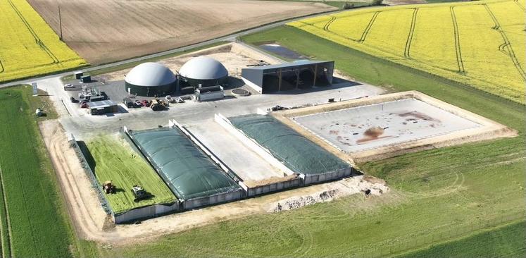 Injecté dans le réseau Séolis, le méthane produit par la SAS Méth'Arcenciel alimente la fromagerie Lactalis à Riblaire, la cimenterie Calcia d'Airvault et des habitations.