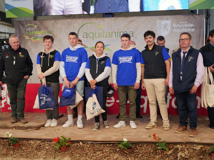 Thomas Mellier est arrivé 2ème pour le concours des jeunes pointeurs en race Blonde d'Aquitaine.