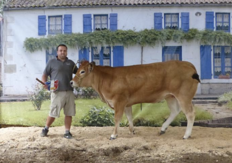 Les gagnants des concours pourront poser devant la traditionnelle maison aux volets bleus (archives 2021).