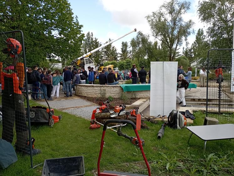 Les métiers du paysage étaient aussi mis en avant pour promouvoir les métiers et présenter les projets auxquels participent les apprenants de l'Agrocampus.