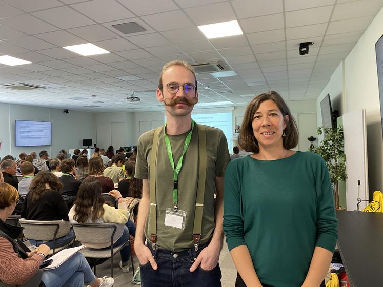 Matthieu Babiar, responsable de l'animation du programme pour les grandes cultures et l'élevage, et Virginie Brun, chef de projet Dephy France, font fonctionner un réseau de près de 100 conseillers et partenaires autour de la réduction des intrants.